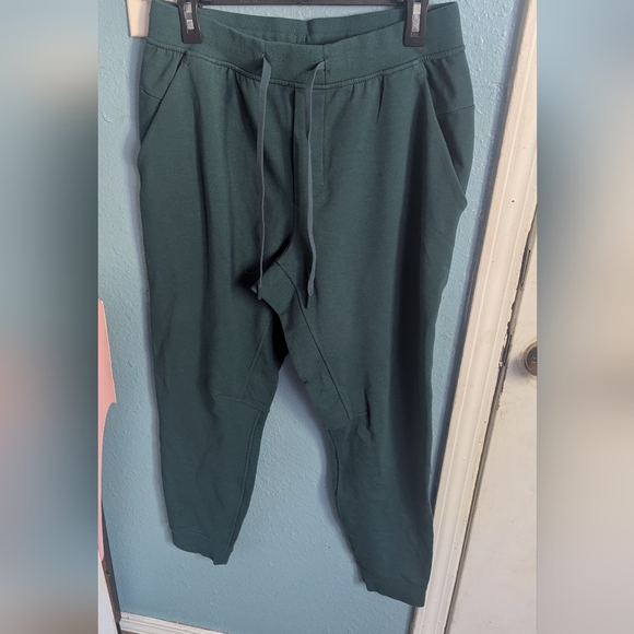lululemon athletica Forest Green Joggers - Picture 1 of 3